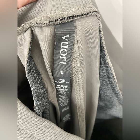 Vuori Meta Jogger Gray Jogger Pants Size Small - Picture 7 of 8